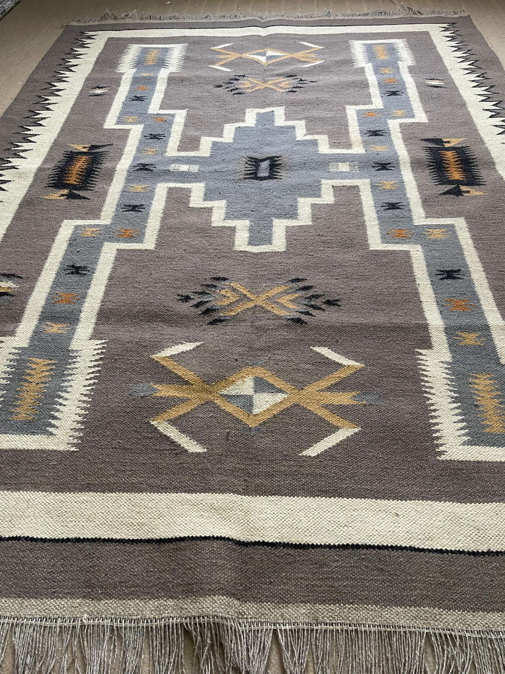 Grey Navajo Kilim Rug, Handwoven Wool Rug, Southwestern Tribal Flatweave Area Rug, Neutral Boho Western Decor, Custom Size Geometric Carpet