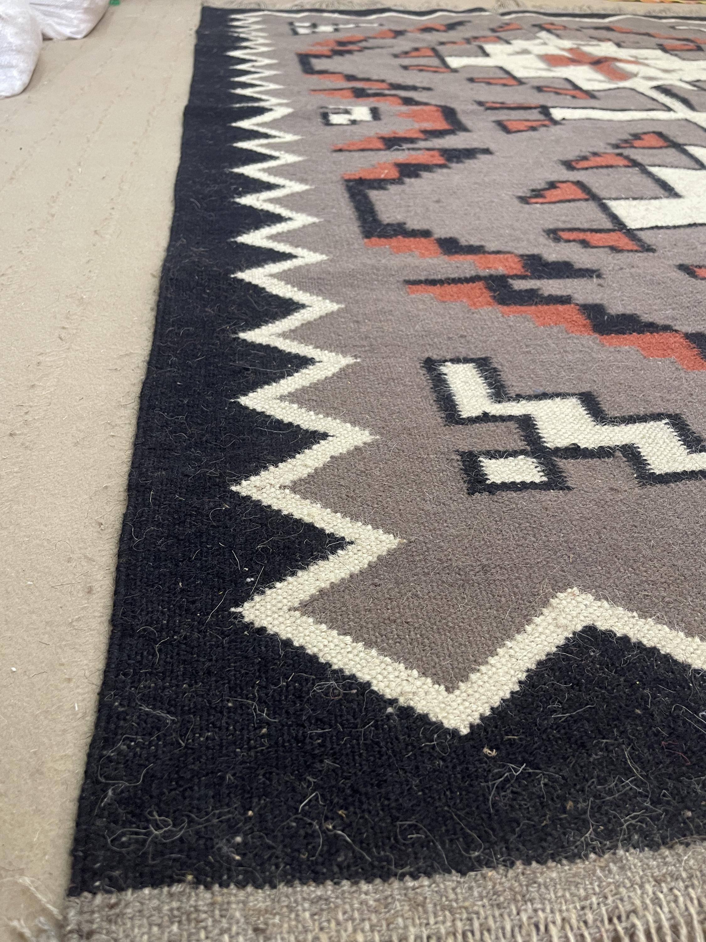 Grey Southwestern Style Kilim Rug – Handmade Wool Flatweave Geometric Area Rug, Modern Rustic Home Decor, Custom Size,
