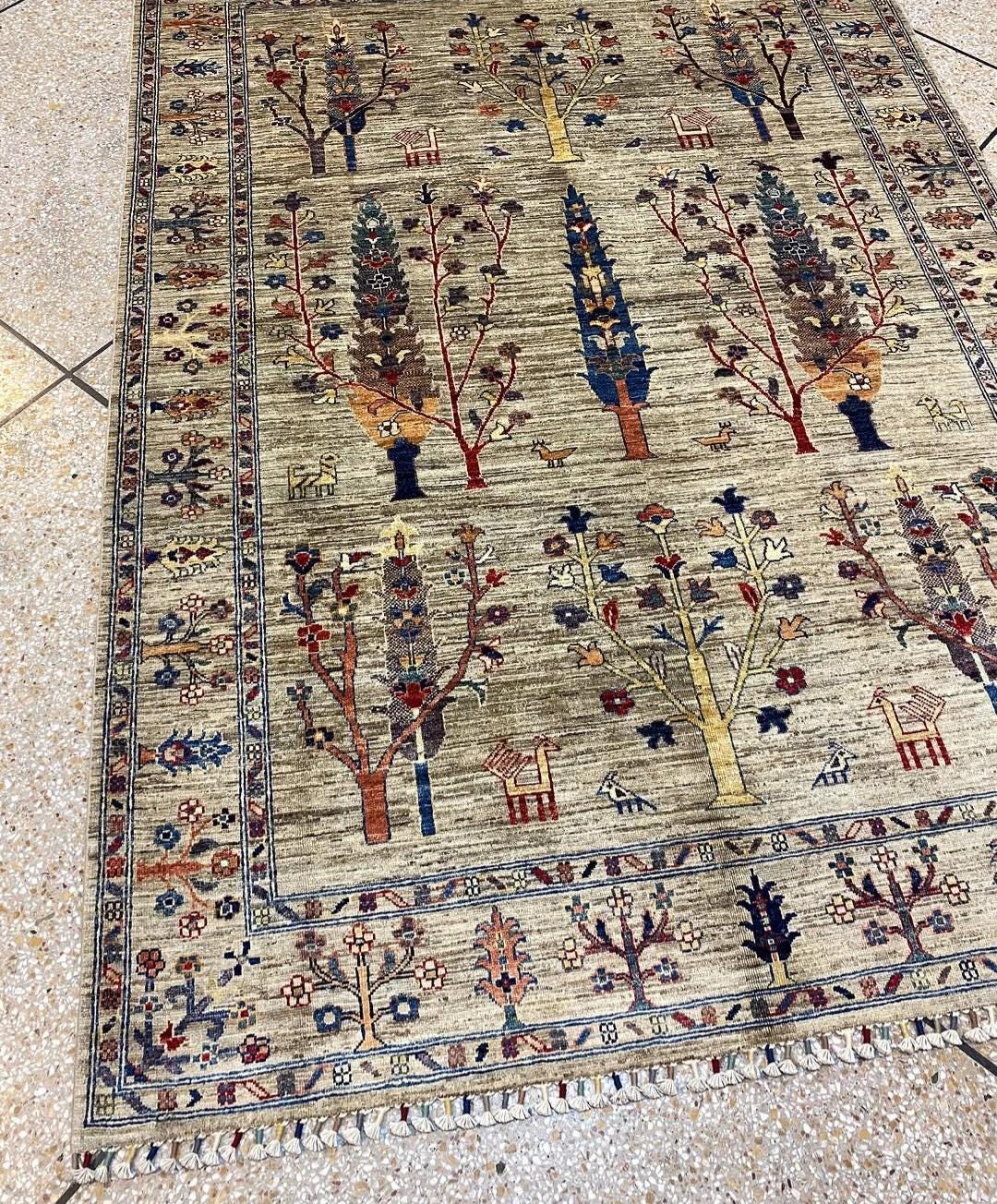 Hand Knotted Wool Ziegler Chobi Area Rug, Traditional Floral grey and beige Oriental Carpet