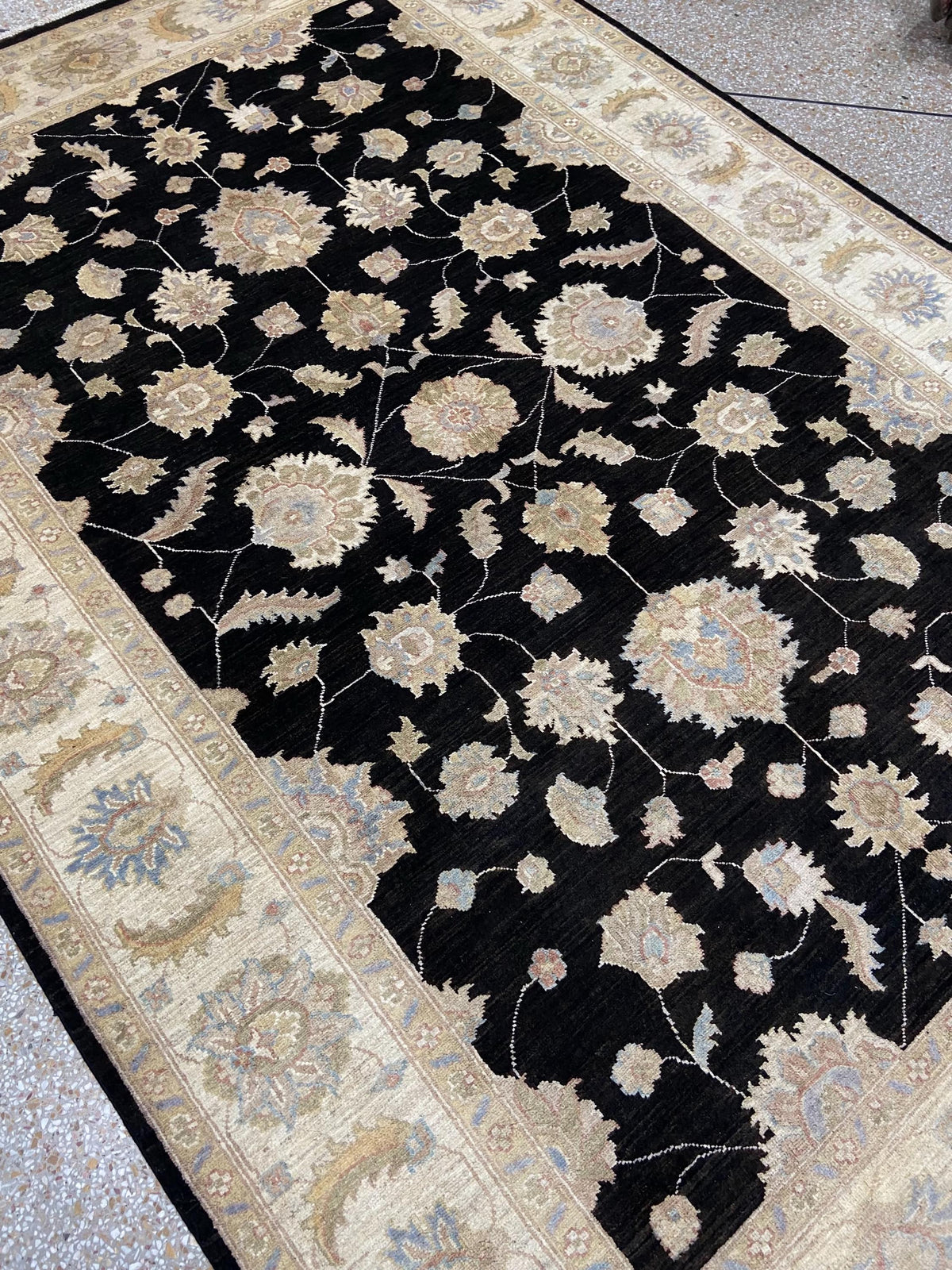 Hand-Knotted Ziegler Wool Rug – Contemporary Floral Oriental Design, Black/Charcoal