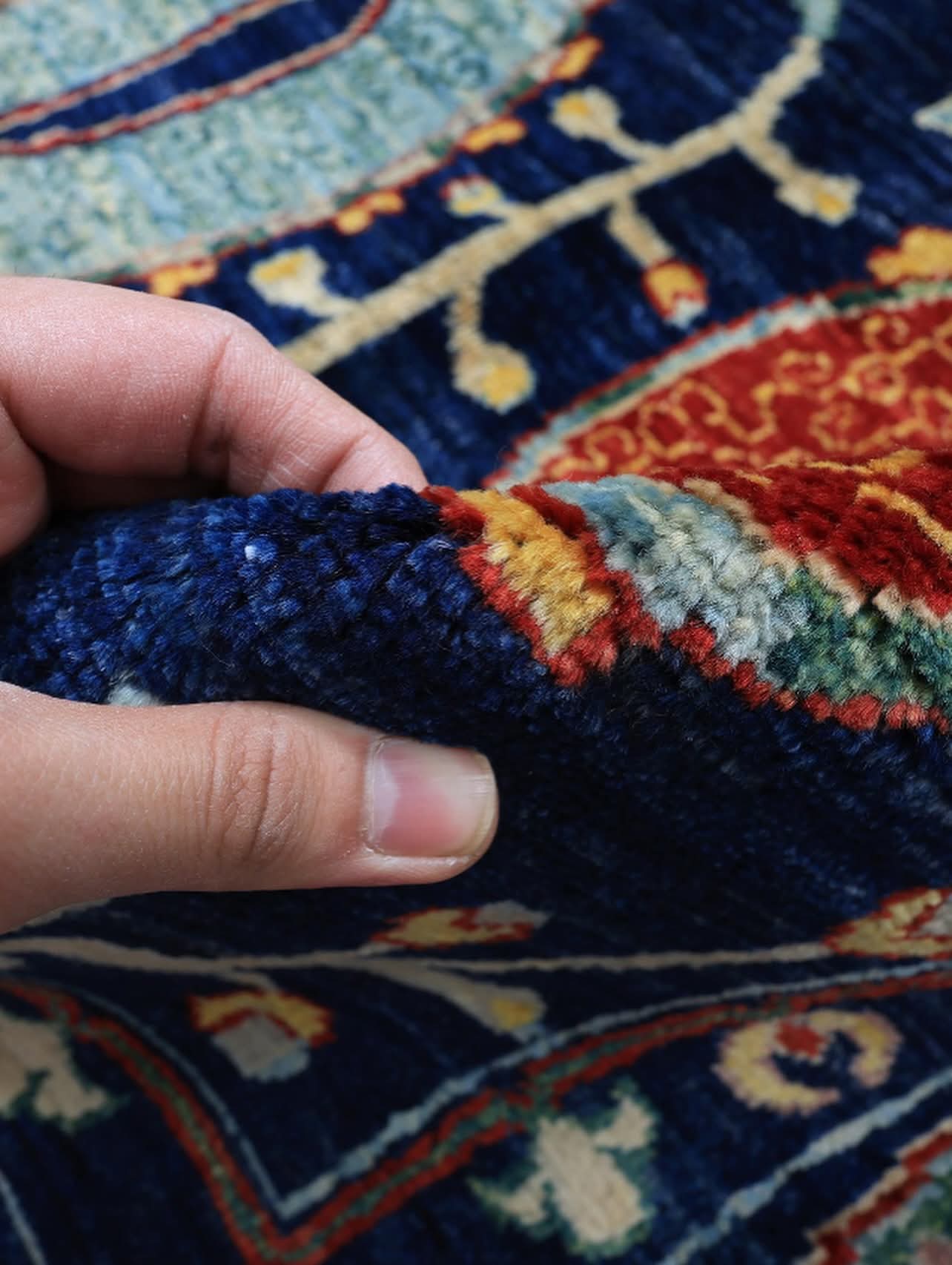Hand Knotted Navy Blue Oriental Wool Rug – Traditional Floral & Paisley Area Rug
