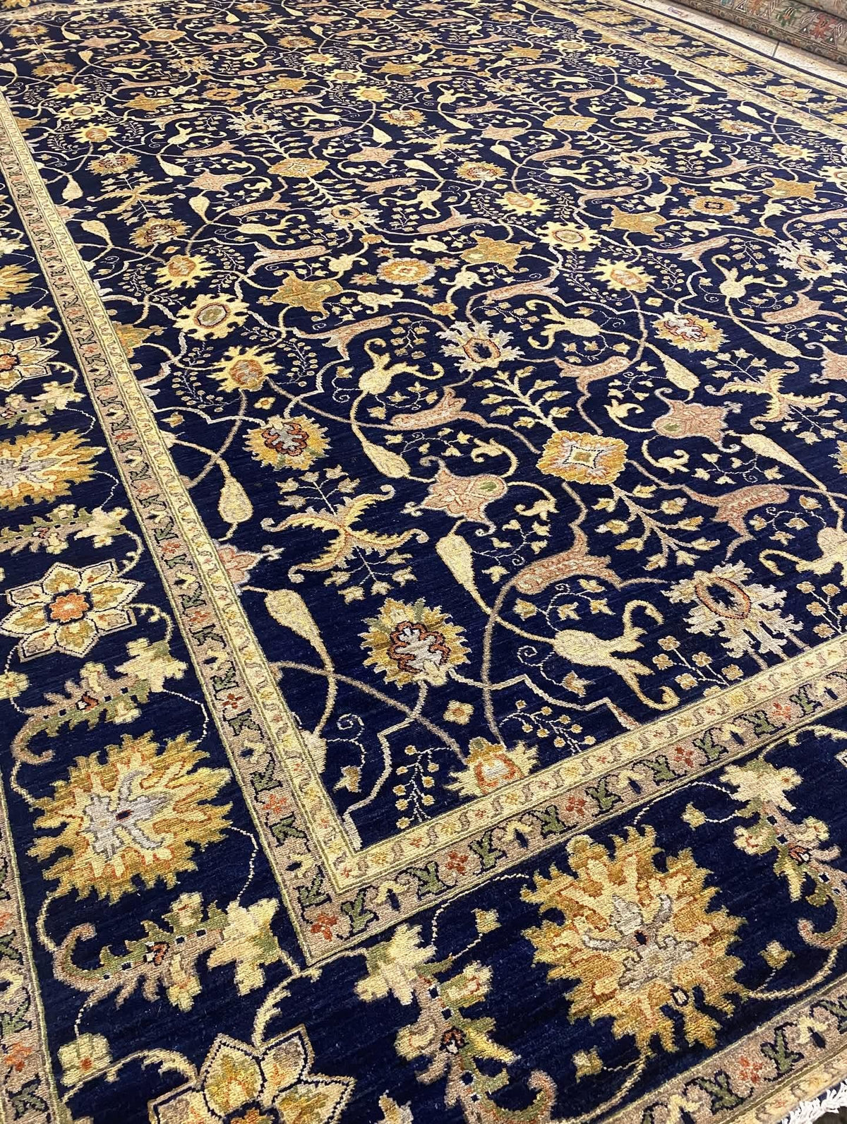 Hand-Knotted Ziegler Chobi Wool Rug – Traditional Floral Bordered Design, Black & Cream