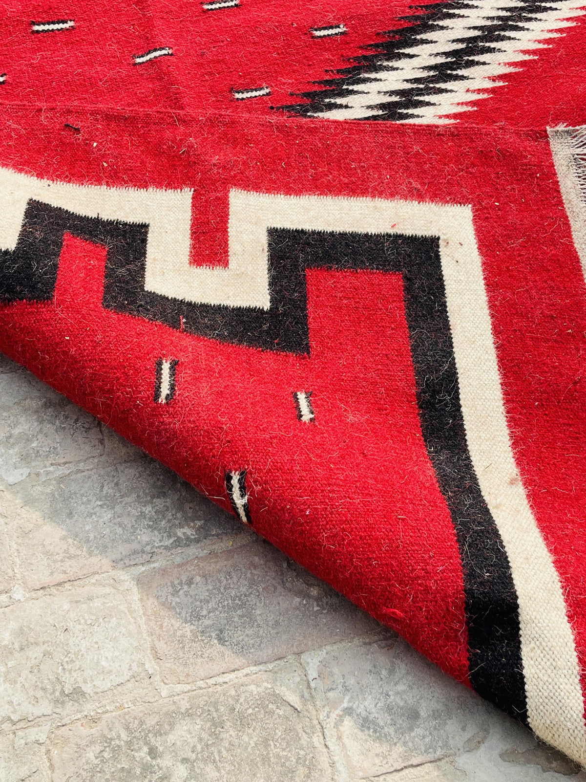 Handwoven Navajo Wool Rug – Southwestern Boho Ranch Design, Red & Black (8x10ft)