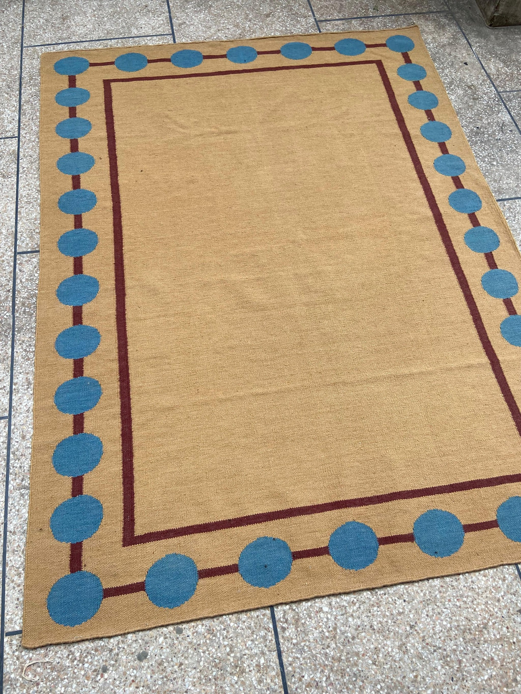 Camel and blue circle border handmade wool kilim rug – view 3