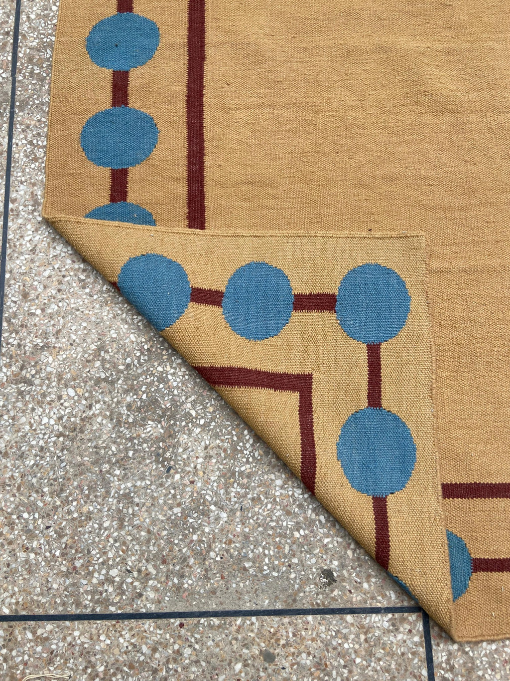 Camel and blue circle border handmade wool kilim rug – view 4