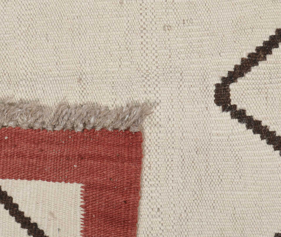 Ivory, brown and rust lattice wool kilim rug, detail 8